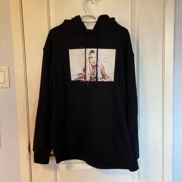 Tana Mongeau Official Tour Merchandise - Picture 4 of 7